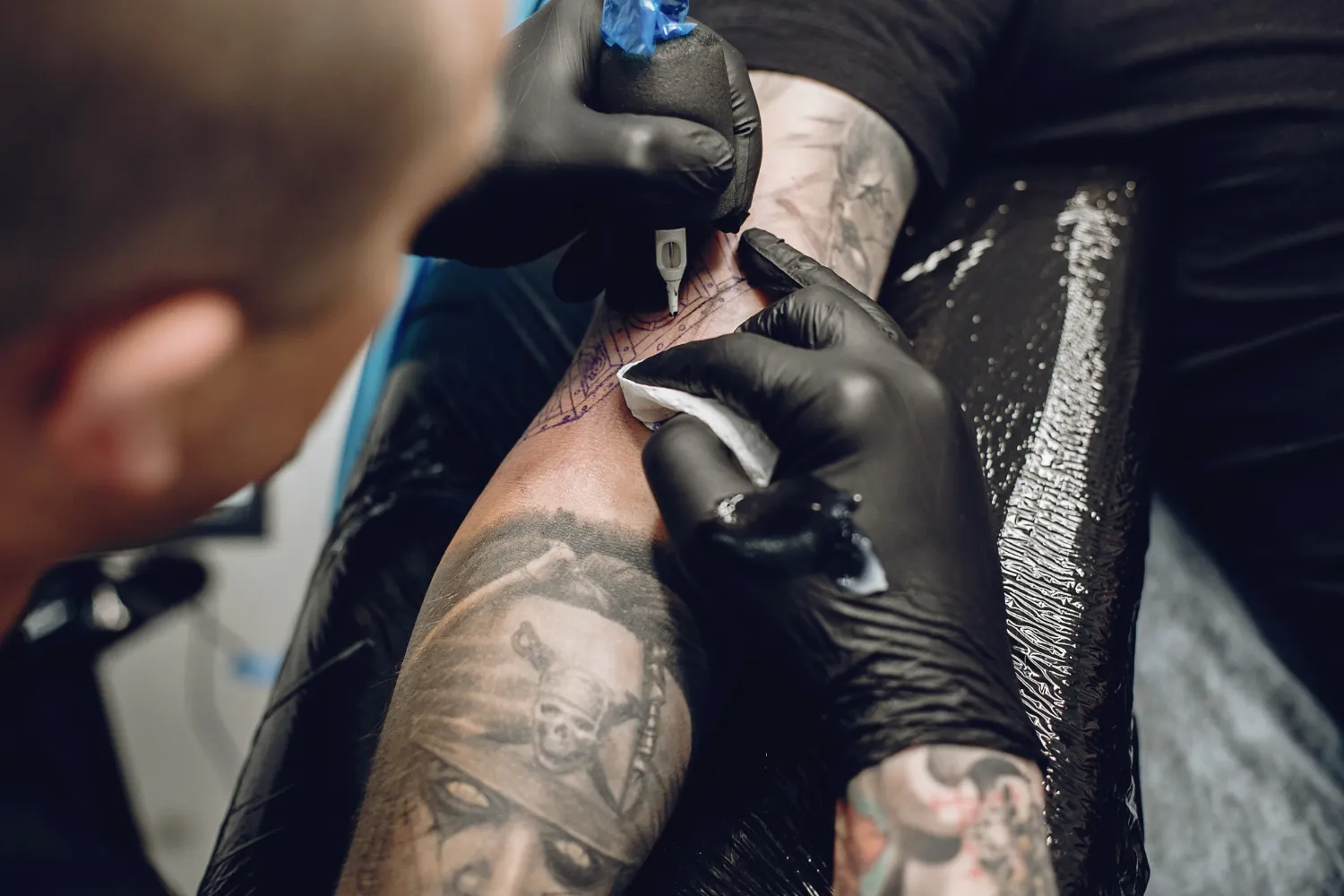 Consejos para cuidar tu tatuaje recién hecho